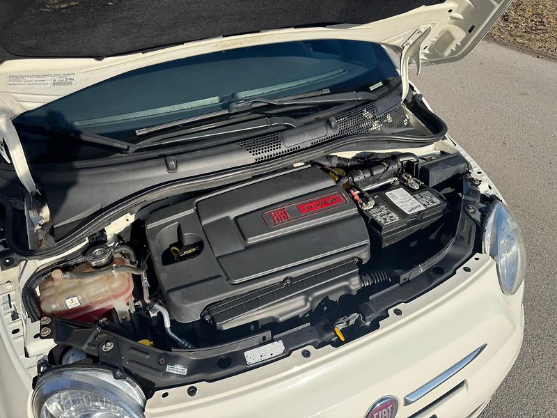 Fiat 500 (2014) 1.4 AUTOMAT.SERVISNÍ KNIHA - fotka 27 z 27