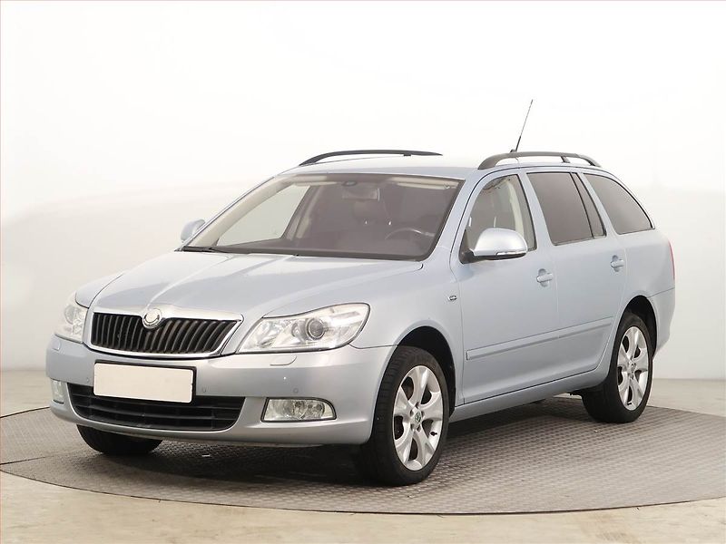 Škoda Octavia (2010) Laurin&Klement 1.8 TSI, 4X4 - fotka 2 z 14