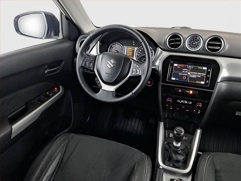 Suzuki Vitara (2015) 1.6 DDiS, 4X4, Serv.kniha - fotka 7 z 24