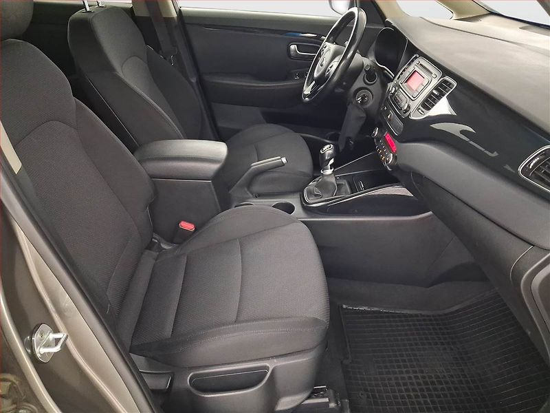 Kia Carens (2016) 1.6 GDI, ČR,1.maj, Serv.kniha - fotka 9 z 18