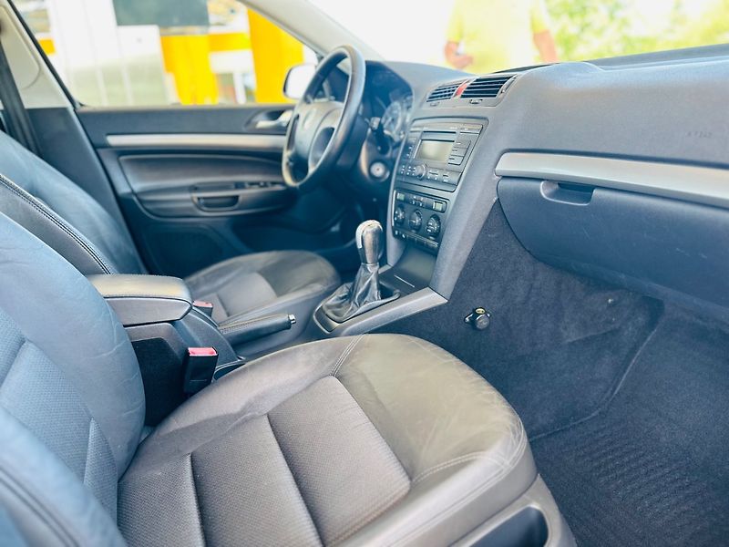 Škoda Octavia (2007) 1.9TDi 4x4 PĚKNÁ, NOVÁ SPOJKA - fotka 7 z 14
