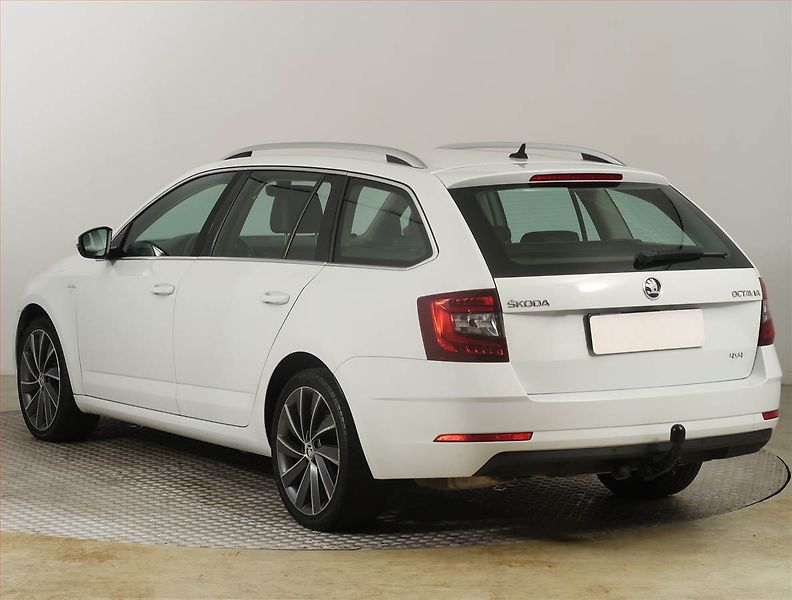 Škoda Octavia (2017) Laurin&Klement 2.0 TDI, 4X4 - fotka 4 z 24