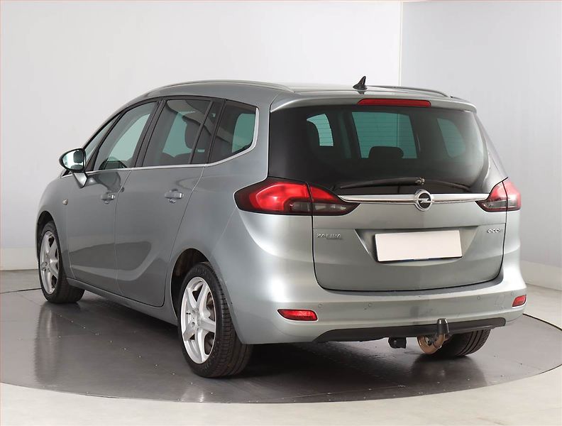 Opel Zafira (2014) 1.6 CDTI, Navi, Tempomat - fotka 4 z 21