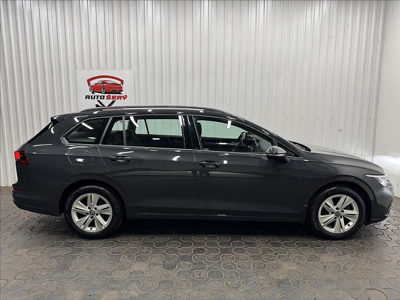 Volkswagen Golf 1.5TGI 96kW DSG ACC 2XKOLA DPH - fotka 10 z 41