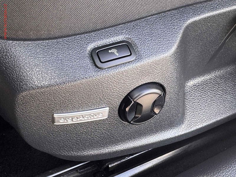 Volkswagen Golf (2020) 2.0 TDi, Comfort, TZ, DSG, - fotka 16 z 16