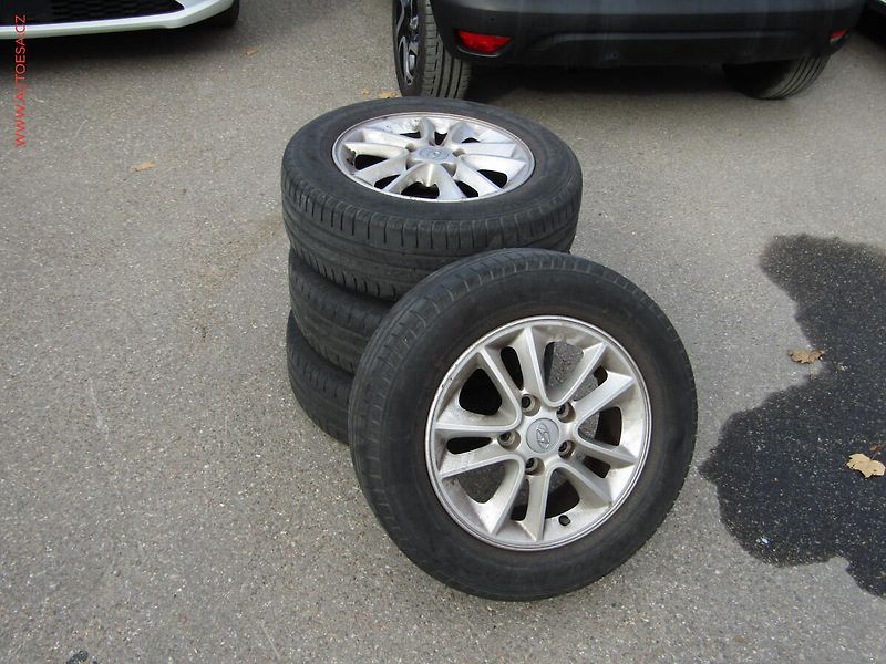 Hyundai i30 (2012) 1.6GDi, 2.maj,ČR, Trikolor - fotka 18 z 18