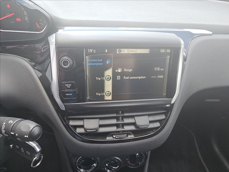 Peugeot 208 1,2 i Actice klima - fotka 18 z 40