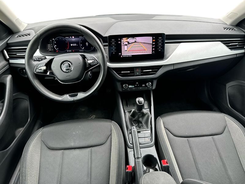 Škoda Scala 1,0TSi 81kW AMBITION PLUS - fotka 10 z 21