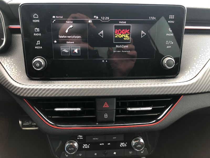 Škoda Kamiq 1.0 TSi DSG 7st. Monte Carlo - fotka 19 z 27