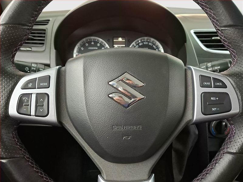 Suzuki Swift (2015) 1.2, Serv.kniha, Tempomat - fotka 14 z 17