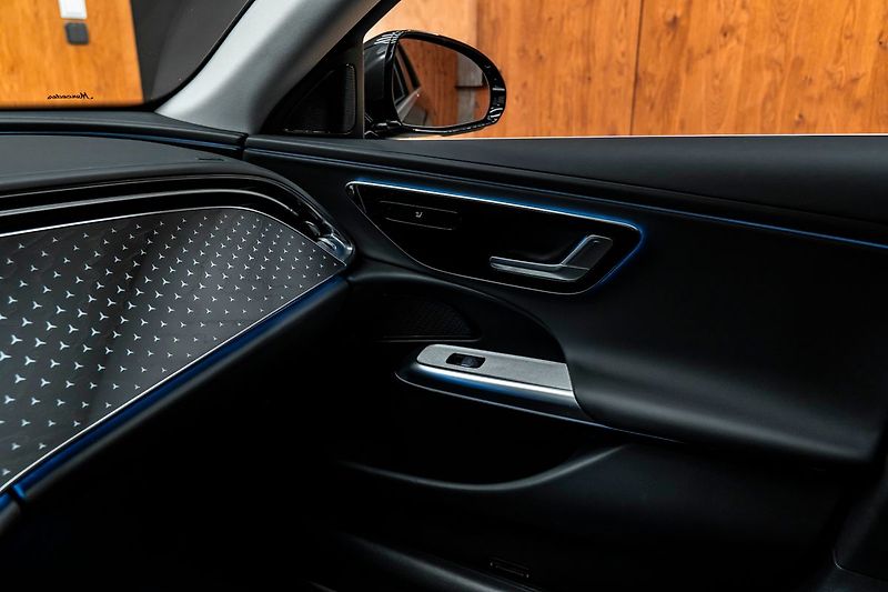 Mercedes-Benz Třídy E E - fotka 15 z 19