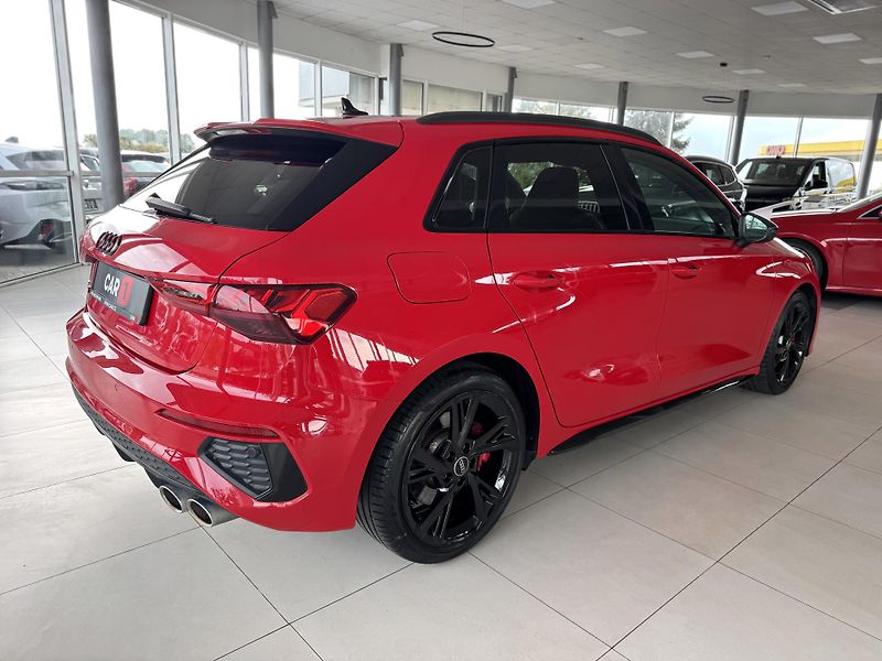 Audi S3 2,0TFSI Quattro*228kW*Head-Up - fotka 5 z 36