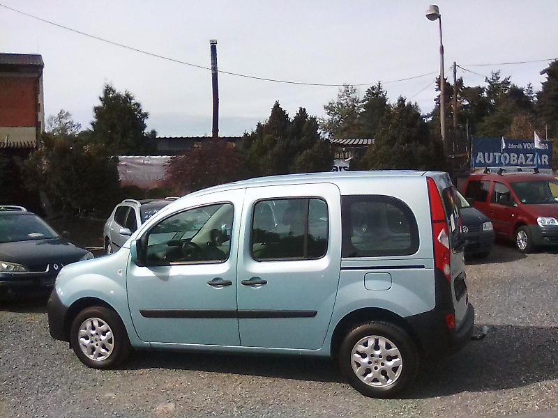 Renault Kangoo (2008) 1.6i 16V, závěs - fotka 3 z 33