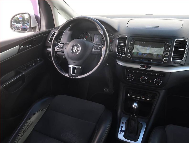 Volkswagen Sharan (2014) Highline 2.0 TDI, Automat - fotka 7 z 21