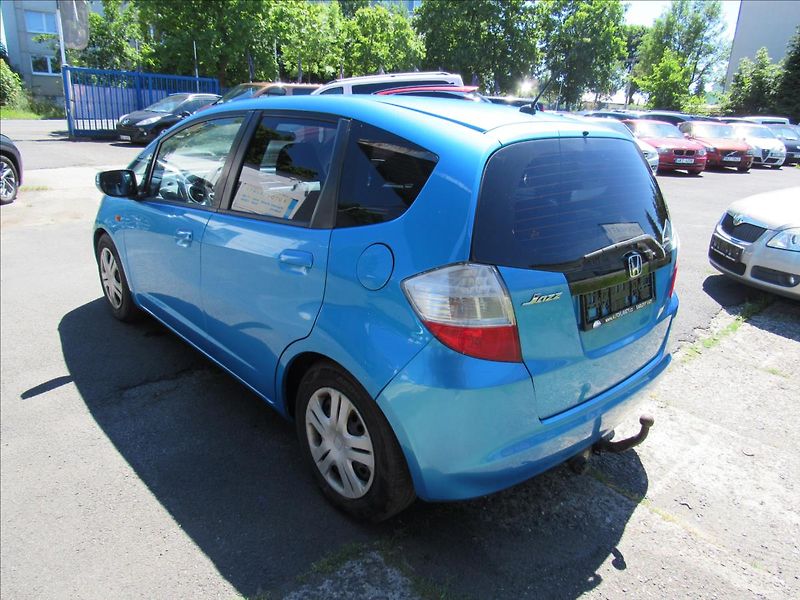 Honda Jazz 1,2 i-VTEC 66kW - fotka 4 z 25
