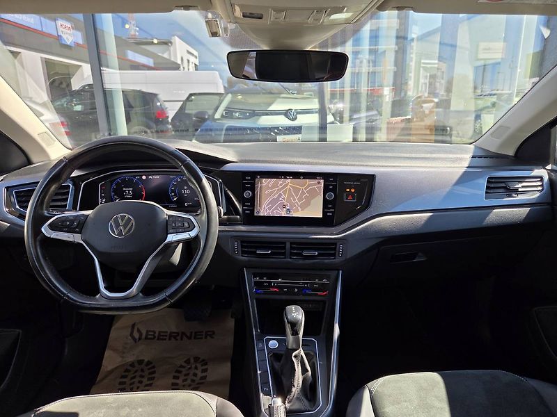 Volkswagen Taigo (2023) 1.0 TSI Style - fotka 13 z 42