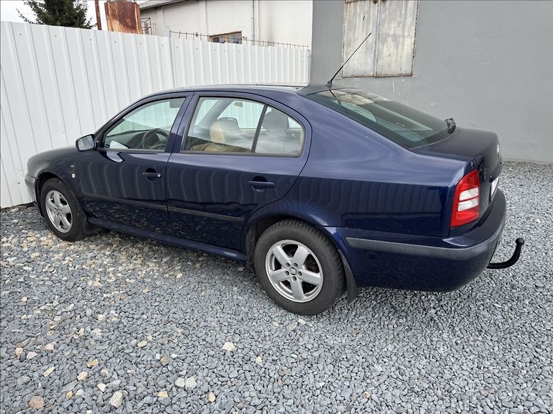 Škoda Octavia 1,9 TDI 81kW ELEGANCE původ ČR - fotka 10 z 48