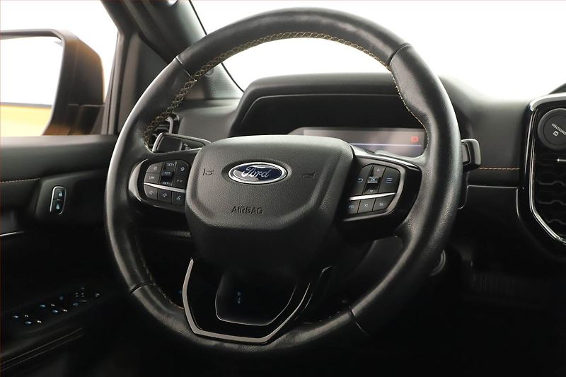 Ford Ranger (2023) 2.0 EcoBlue e-4WD - fotka 19 z 22