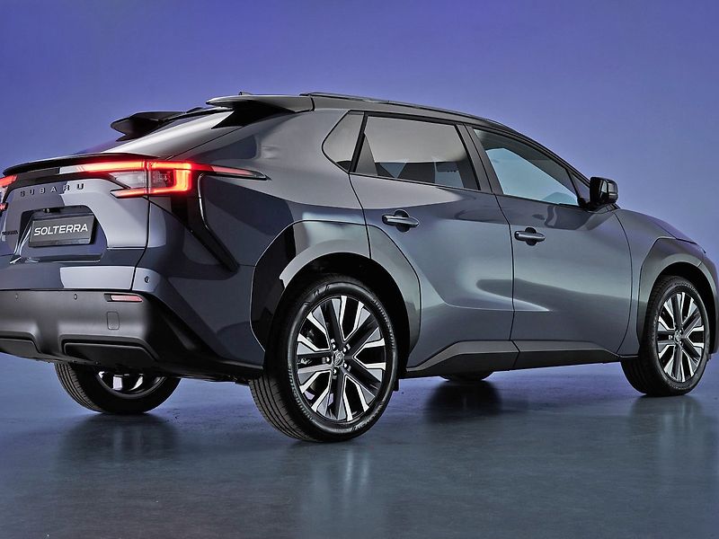 Subaru Solterra (2026) Touring+ 2026 | 10let Záruka - fotka 3 z 19