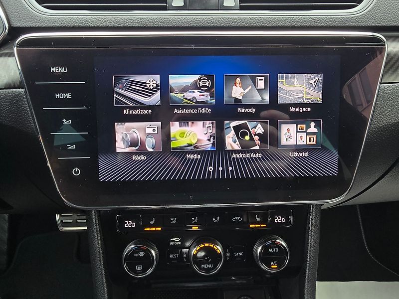 Škoda Superb 1.4TSi 160kW iV Sportline DSG - fotka 42 z 50