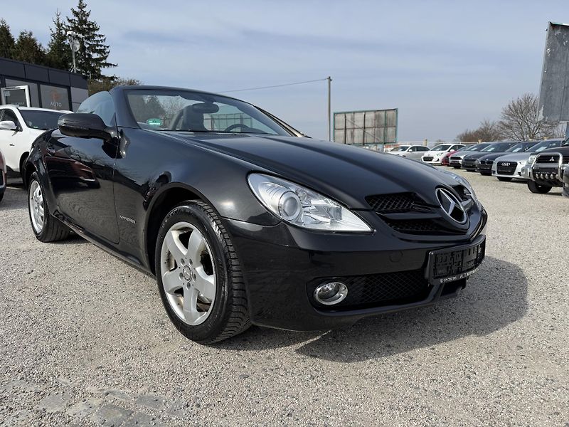 Mercedes-Benz SLK (2008) 200 KOMPRESOR 135KW  - fotka 10 z 31