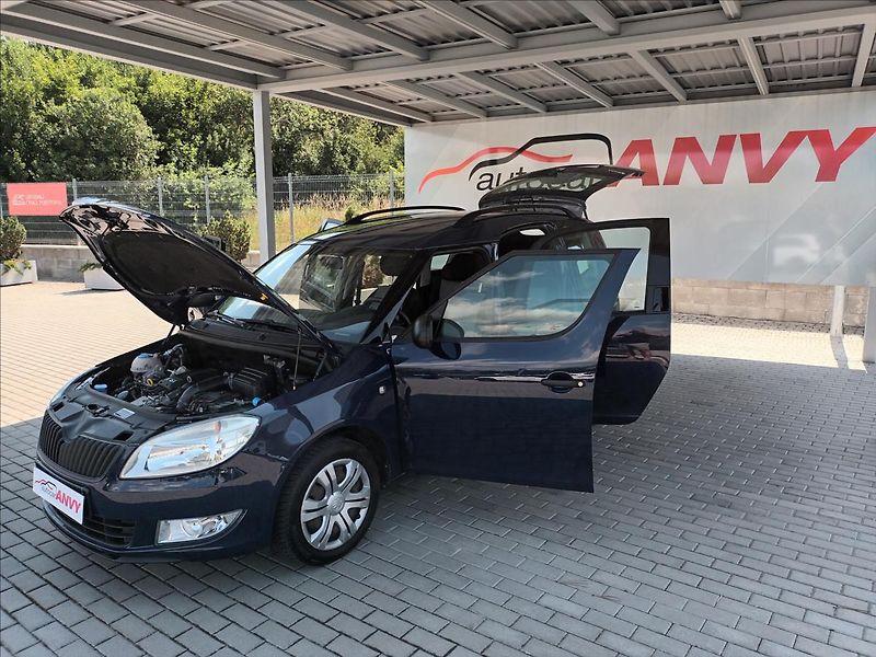 Škoda Roomster 1,2 TSI, 63KW, KLIMA,SERVISKA - fotka 31 z 35