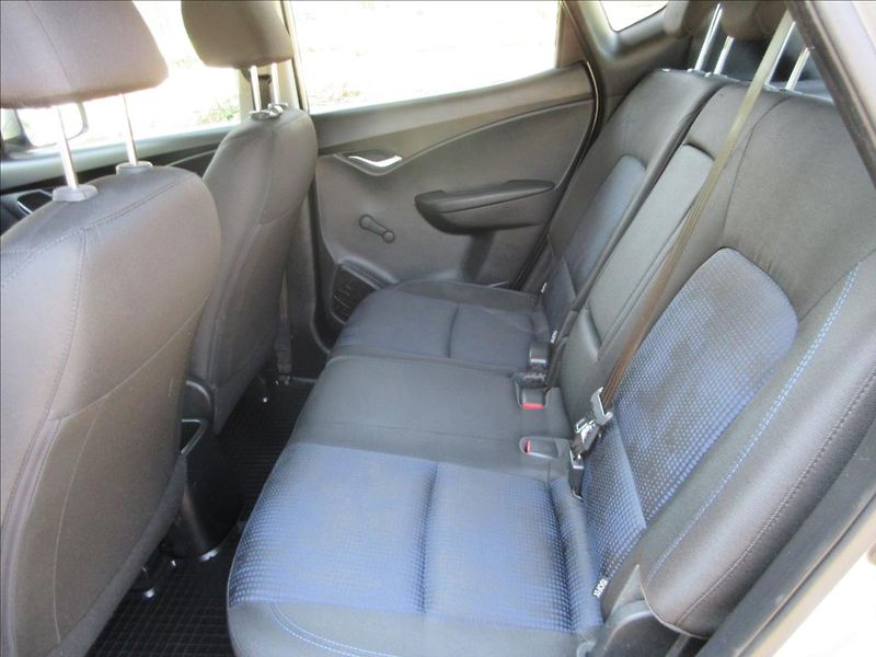 Hyundai ix20 1,4 i Klima, Tažné, Nové v ČR - fotka 16 z 26