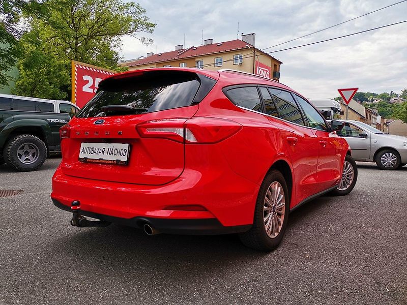 Ford Focus (2021) 2.0TDCi 110kw Titanium AUT - fotka 5 z 38
