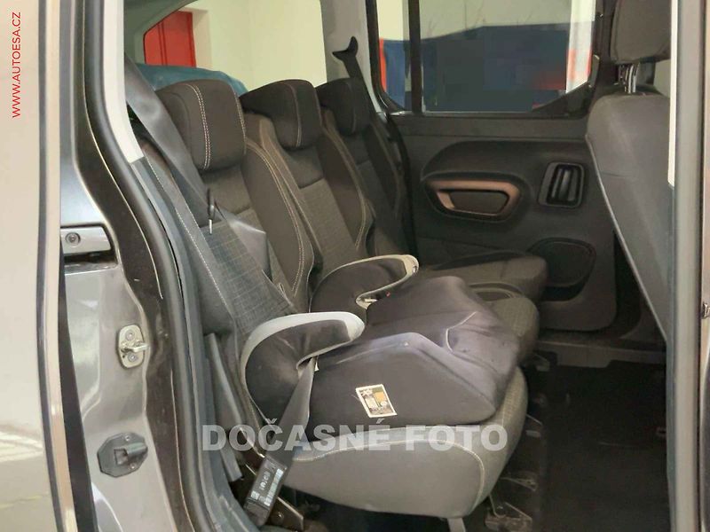 Peugeot Rifter (2019) 1.5HDi MAXi 7míst, GT Line - fotka 7 z 7