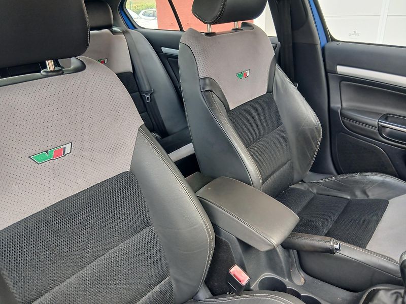 Škoda Octavia 2.0 TFSi RS - fotka 17 z 34
