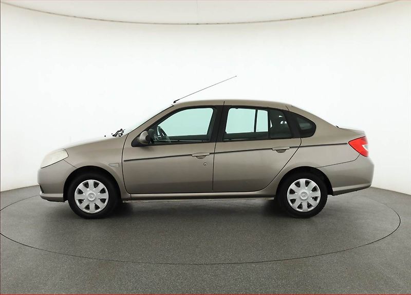 Renault Thalia (2010) 1.2 16V, servisované - fotka 3 z 12