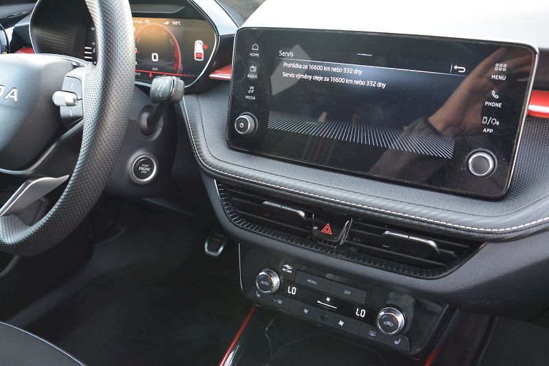 Škoda Fabia (2025) 1.0 TSI 85 KW Monte Carlo - fotka 27 z 28
