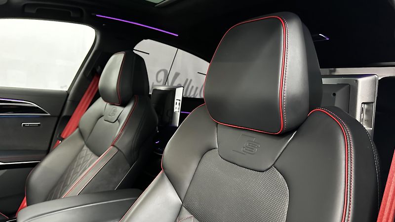 Audi S8 TOP STAV - fotka 37 z 51