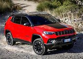 Jeep Compass - od 999 900 Kč.