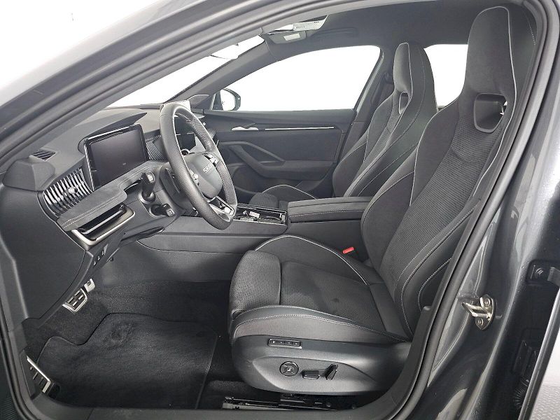 Škoda Superb (2025) 2.0TDi 142kW 4x4 SPORTLINE WEB - fotka 6 z 30