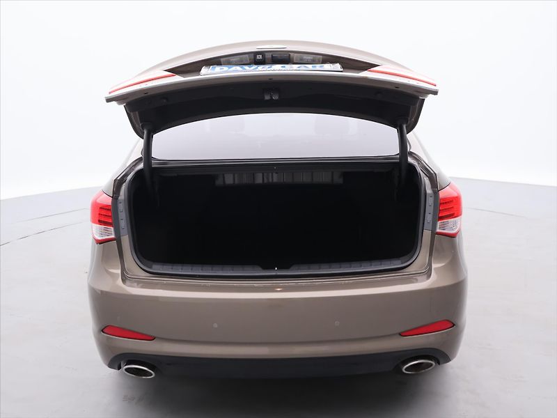Hyundai i40 1,7 CRDi 100KW CZ - fotka 9 z 32