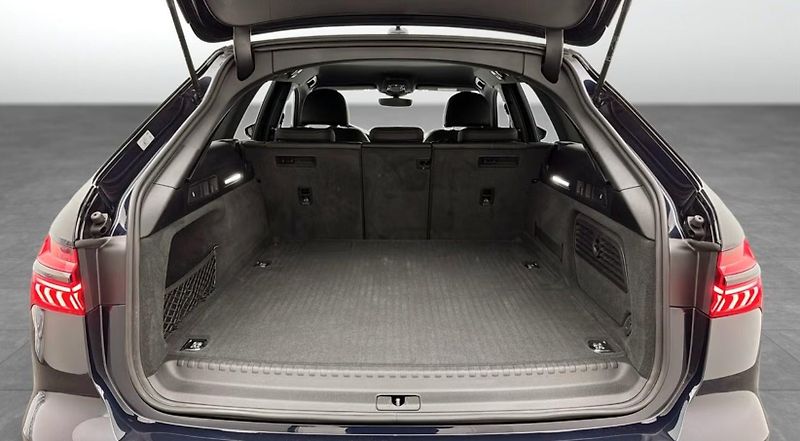 Audi A6 Avant 55 TFSI e Quattro S Line Kam. - fotka 13 z 18