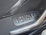 Peugeot 2008 (2018) 1.2 PT 110 ALLURE MAN5 - náhled 23