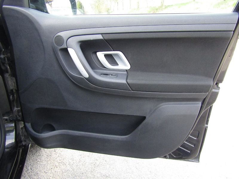 Škoda Fabia (2008) 1.4 16V  63kW  SPORT - fotka 26 z 38