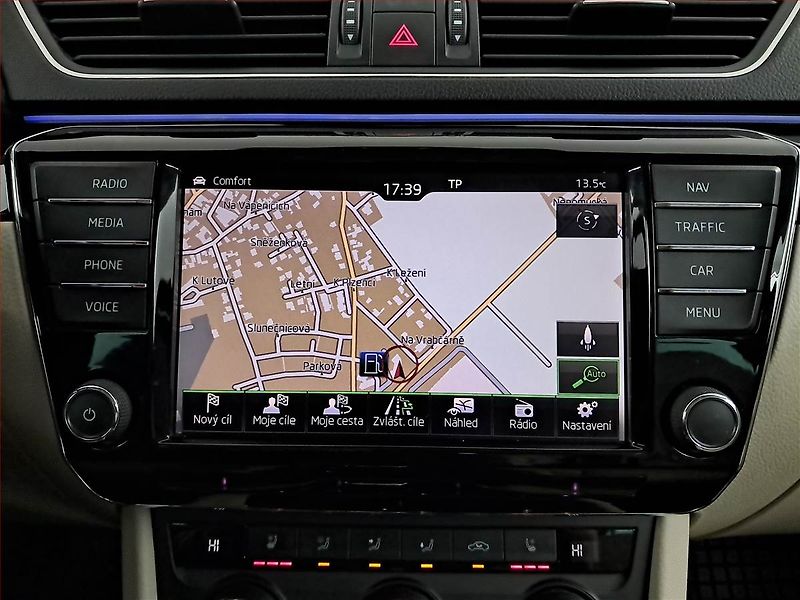 Škoda Superb (2016) 2.0 TDI 4x4, 4X4, Automat - fotka 16 z 25