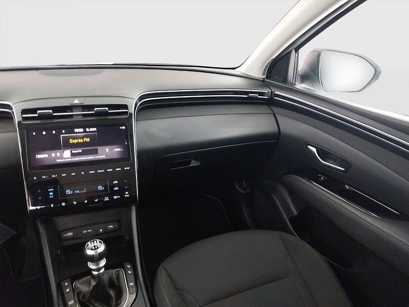 Hyundai Tucson (2021) 1.6 T-GDI - fotka 8 z 18