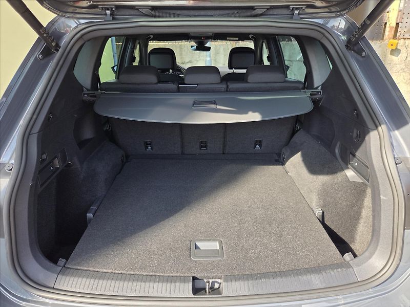 Seat Tarraco 2,0 TDi DSG Style Tažné z. 1.m - fotka 12 z 27