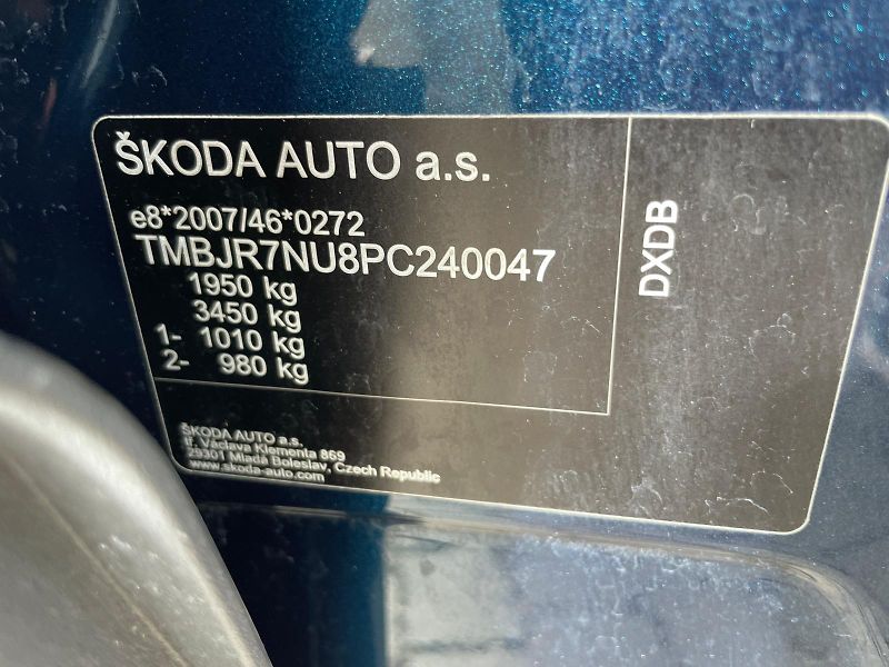 Škoda Karoq 1,5TSi DSG - fotka 40 z 44