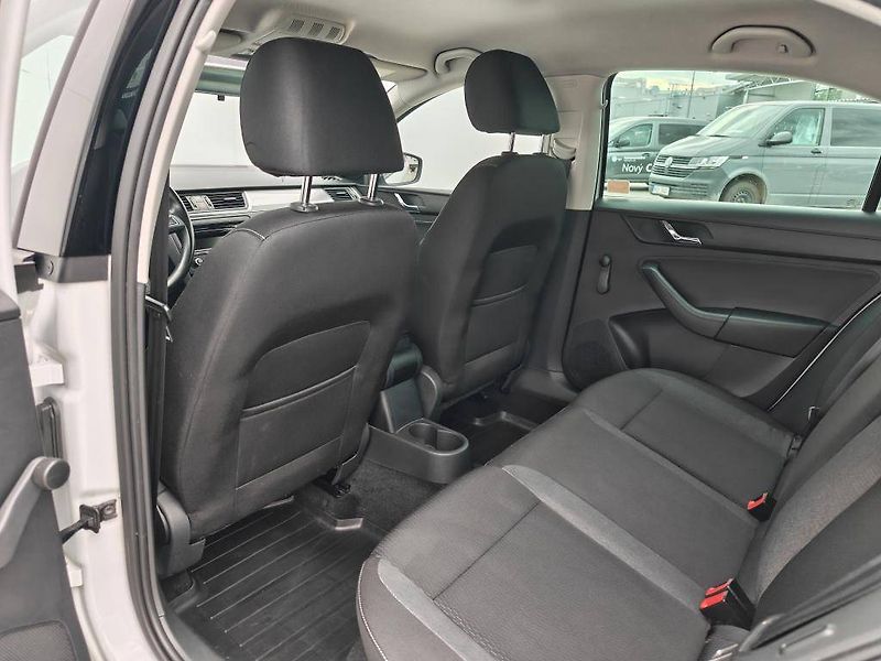 Škoda Rapid Ambition 1,2 TSI - fotka 7 z 21