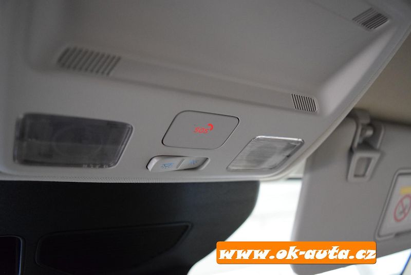 Ford Kuga 2.5 HYBRID TITANIUM 2023  - fotka 47 z 60