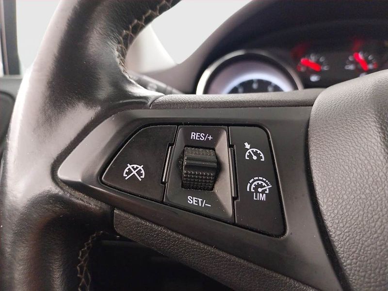 Opel Astra (2017) 1.4 T, ČR,1.maj, Tempomat - fotka 16 z 18