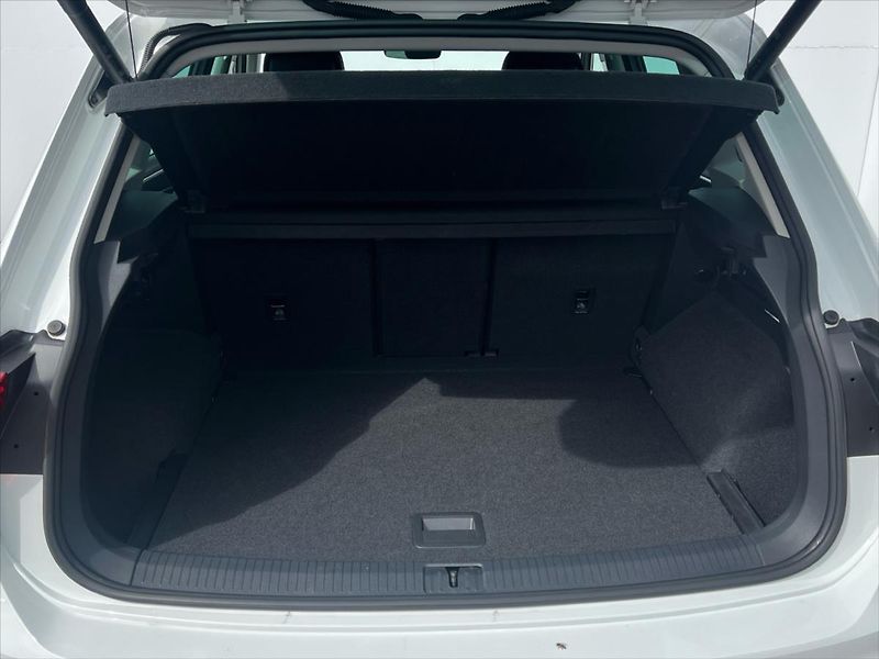 Volkswagen Tiguan 1,5 TSi 110 kW 7DSG ELEGANCE - fotka 14 z 27