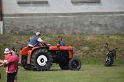 Sraz veteránů a nákladních vozů Tatra přilákal do Heřmánkovic stovky návštěvníků a desítky majitelů historických a nákladních vozů.