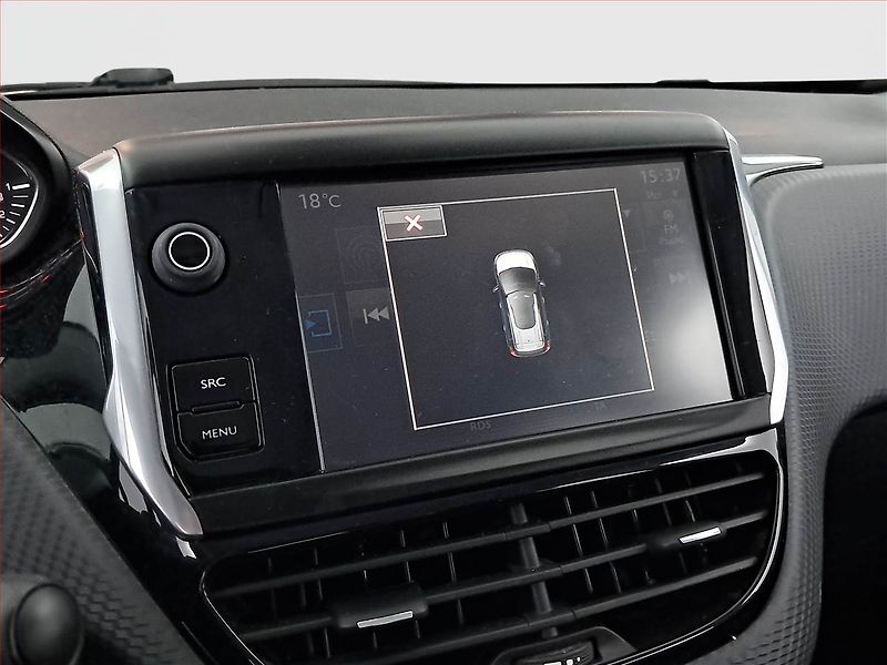 Peugeot 2008 (2014) 1.6 e-HDi, Automat, Tempomat - fotka 17 z 17