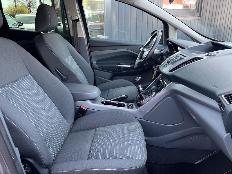 Ford C-MAX Ghia 1.6TDCi KLIMA PŮVOD ČR - fotka 28 z 35
